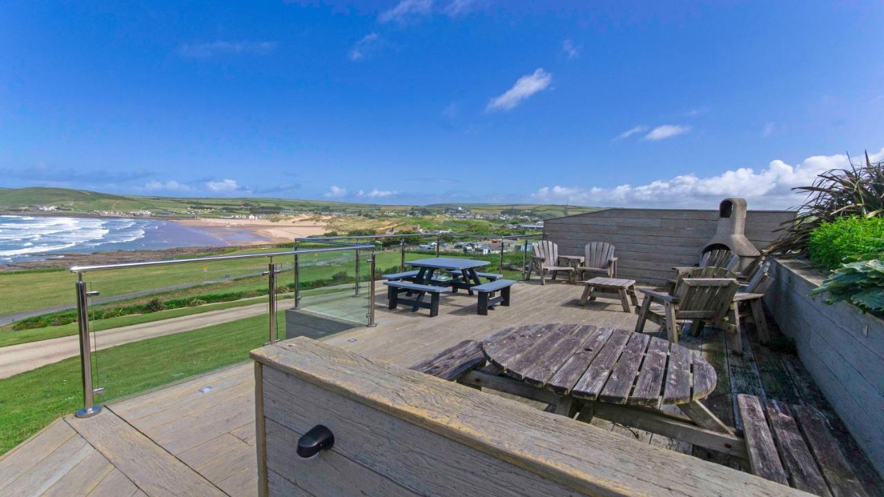Stables Croyde | 4 Bedrooms / Sleeps 8 | Sea & Beach Views Bagian luar foto
